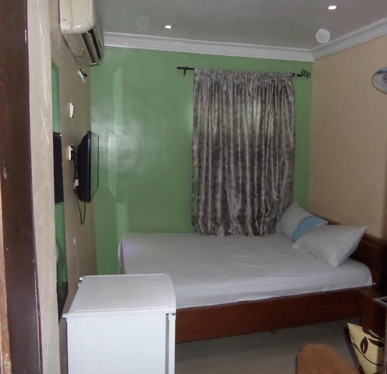 Ben Auto Hotel Lagos Exterior foto
