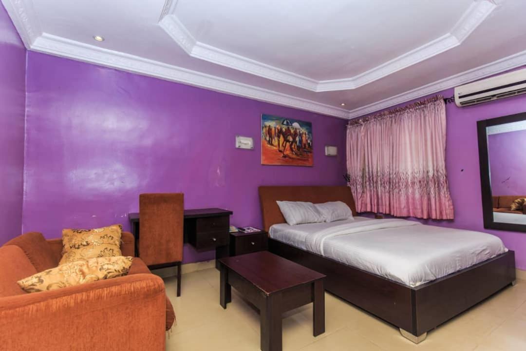Ben Auto Hotel Lagos Exterior foto