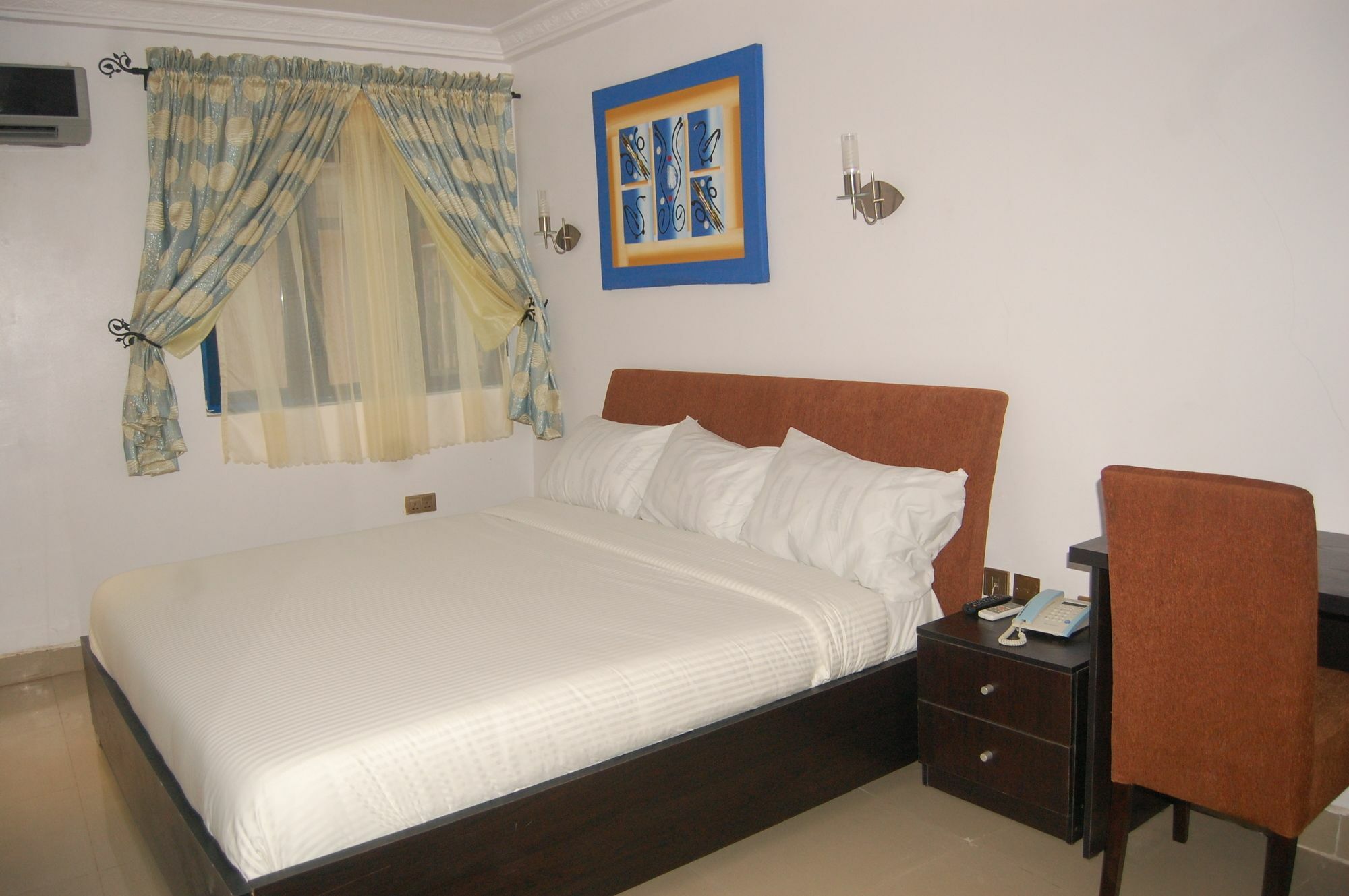 Ben Auto Hotel Lagos Exterior foto